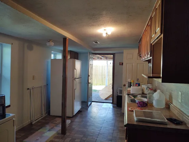 $110,000 | 213 North Van Buren Street, New Athens, IL 62264