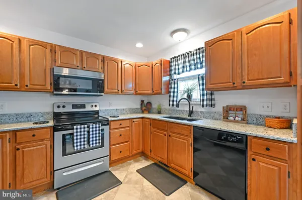 $360,000 | 11684 Kensington Way, Laurel, DE 19956
