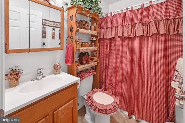 $360,000 | 11684 Kensington Way, Laurel, DE 19956