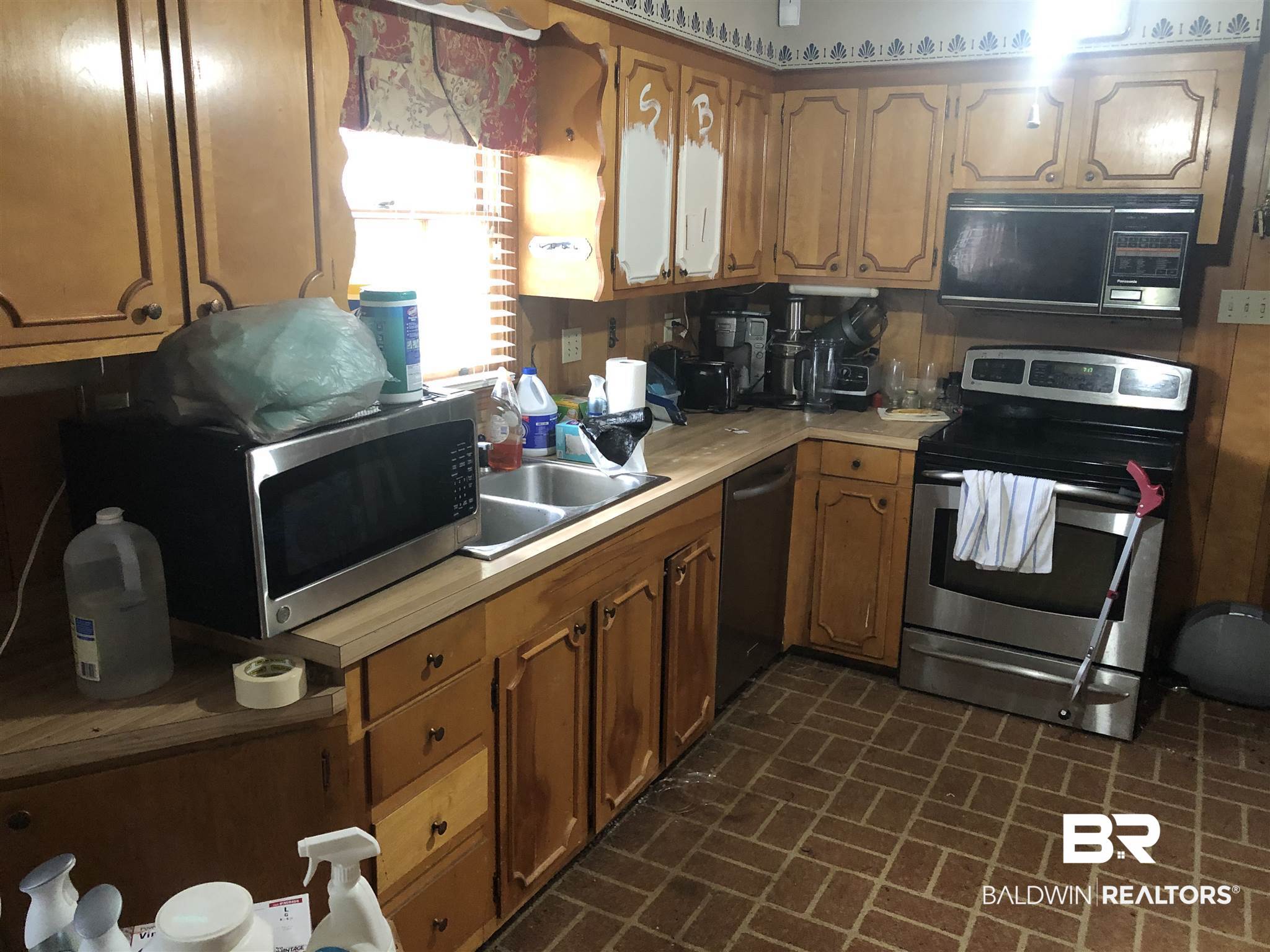 1109 Chalet Drive West Mobile, AL 36608 - Photo 4 of 21 KITCHEN