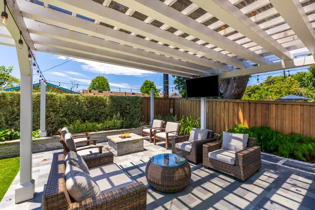 $6,950 | 5071 Del Monaco Drive, Santa Barbara, CA 93111