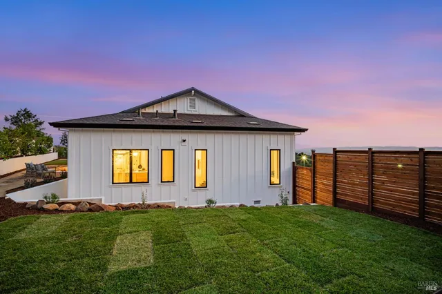 $1,875,000 | 3572 Southridge Drive, Santa Rosa, CA 95403