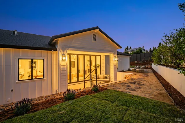 $1,875,000 | 3572 Southridge Drive, Santa Rosa, CA 95403