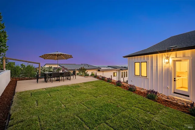 $1,875,000 | 3572 Southridge Drive, Santa Rosa, CA 95403