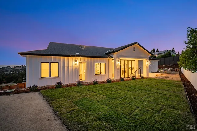 $1,875,000 | 3572 Southridge Drive, Santa Rosa, CA 95403