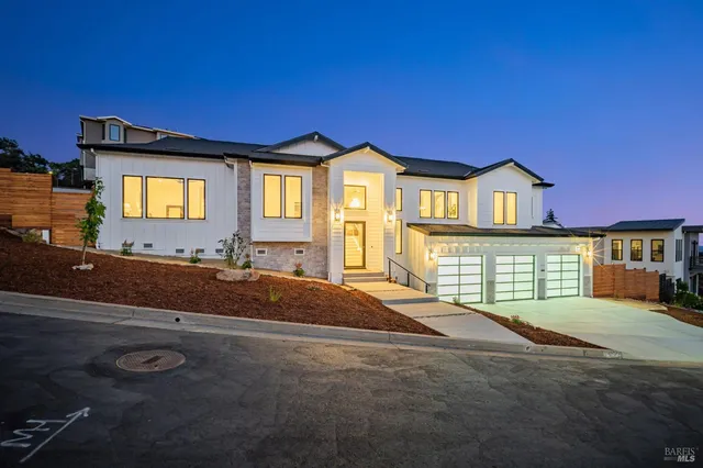 $1,875,000 | 3572 Southridge Drive, Santa Rosa, CA 95403