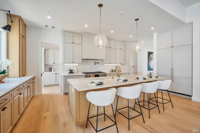 $1,875,000 | 3572 Southridge Drive, Santa Rosa, CA 95403