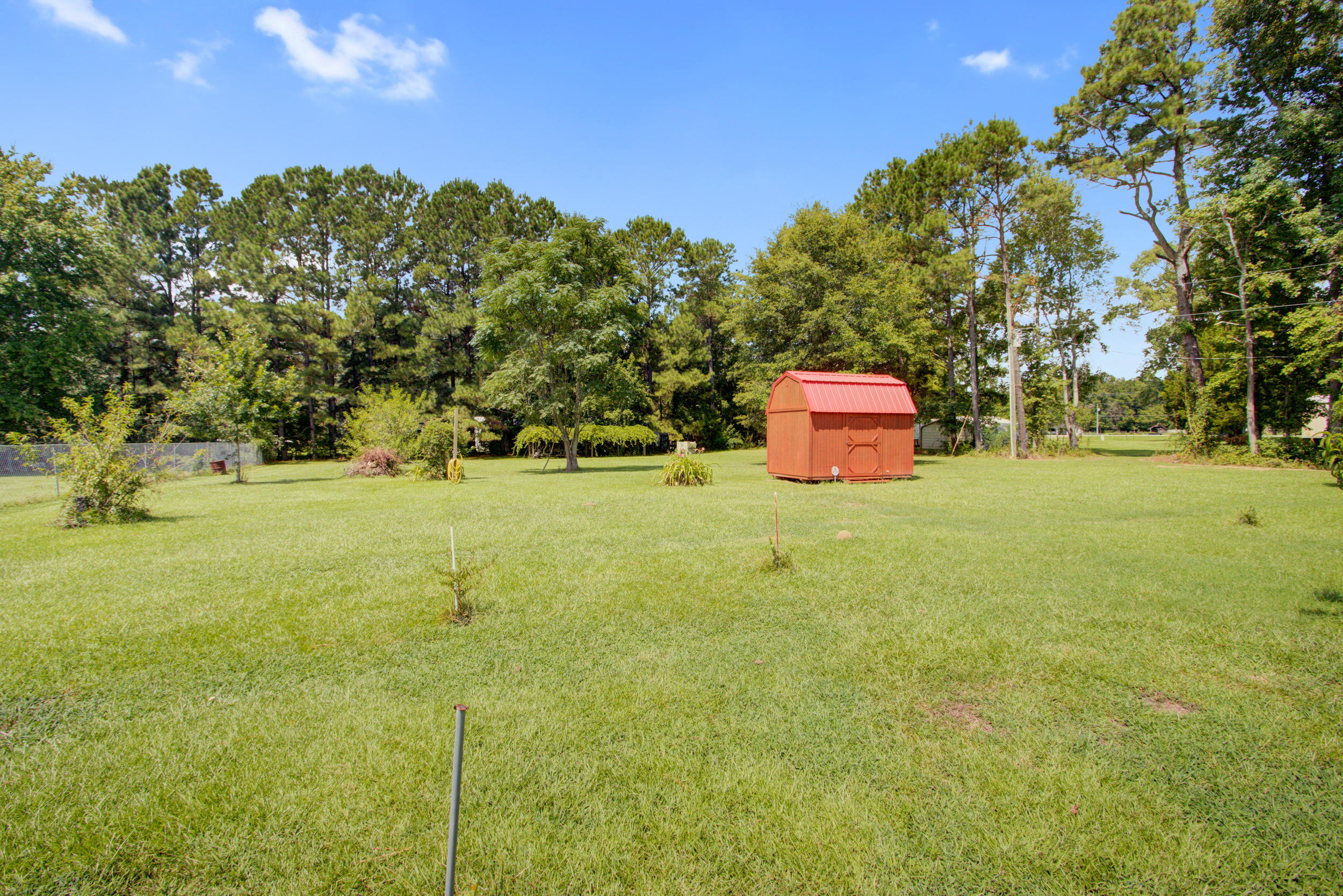 1013 Church Of God Road Bonneau, SC 29431 - Photo 18 of 36 1013 Church of God Rd, Bonneau SC (34)