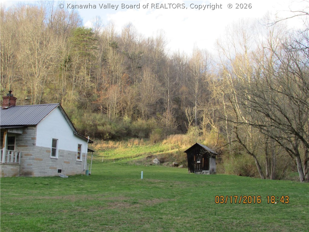 3937 North Grapevine Road Charleston, WV 25320 - Photo 14 of 26 Gallery Image 14