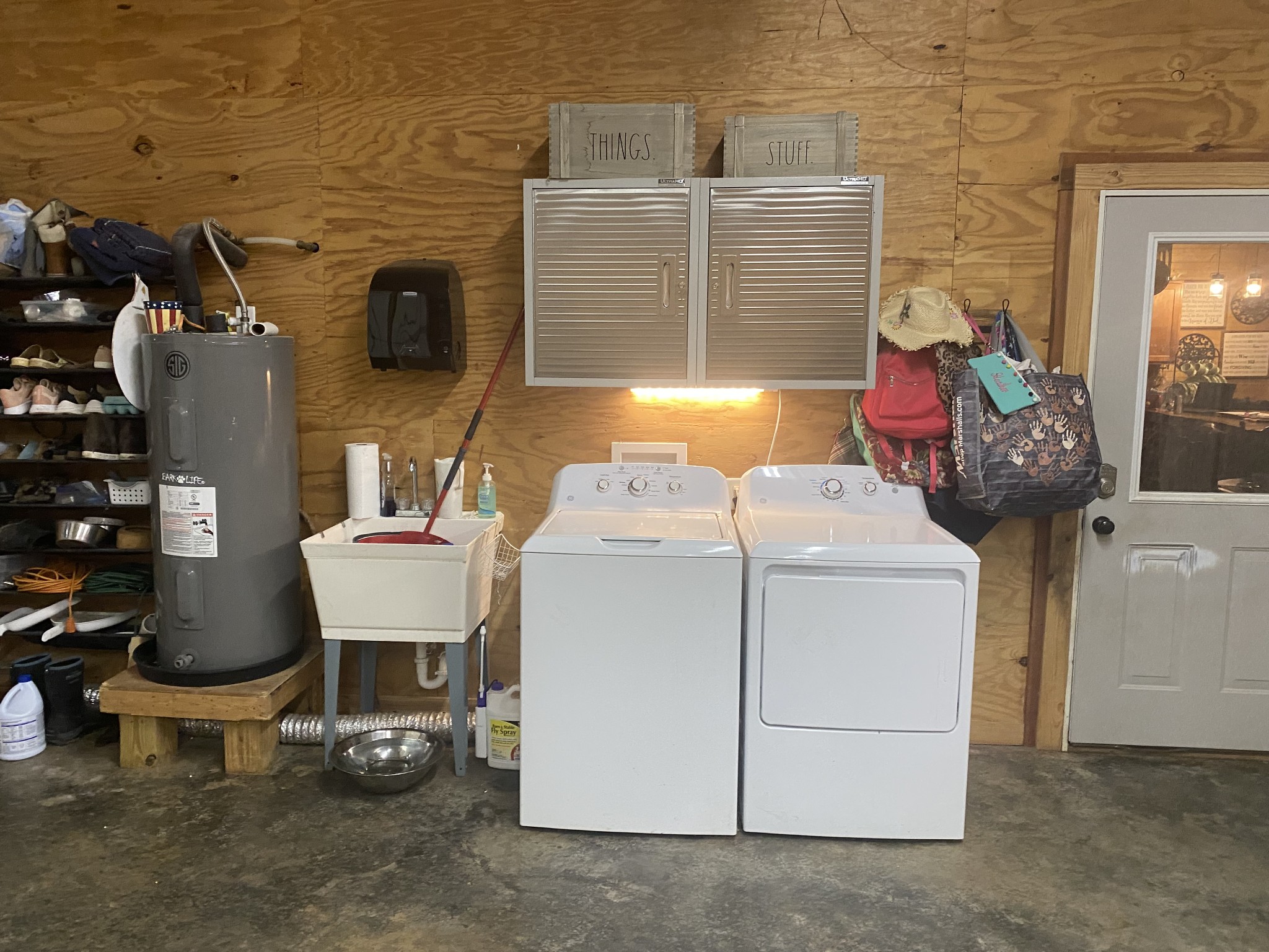5013 Eva Road Camden, TN 38320 - Photo 13 of 37 a utility room with dryer and washer
