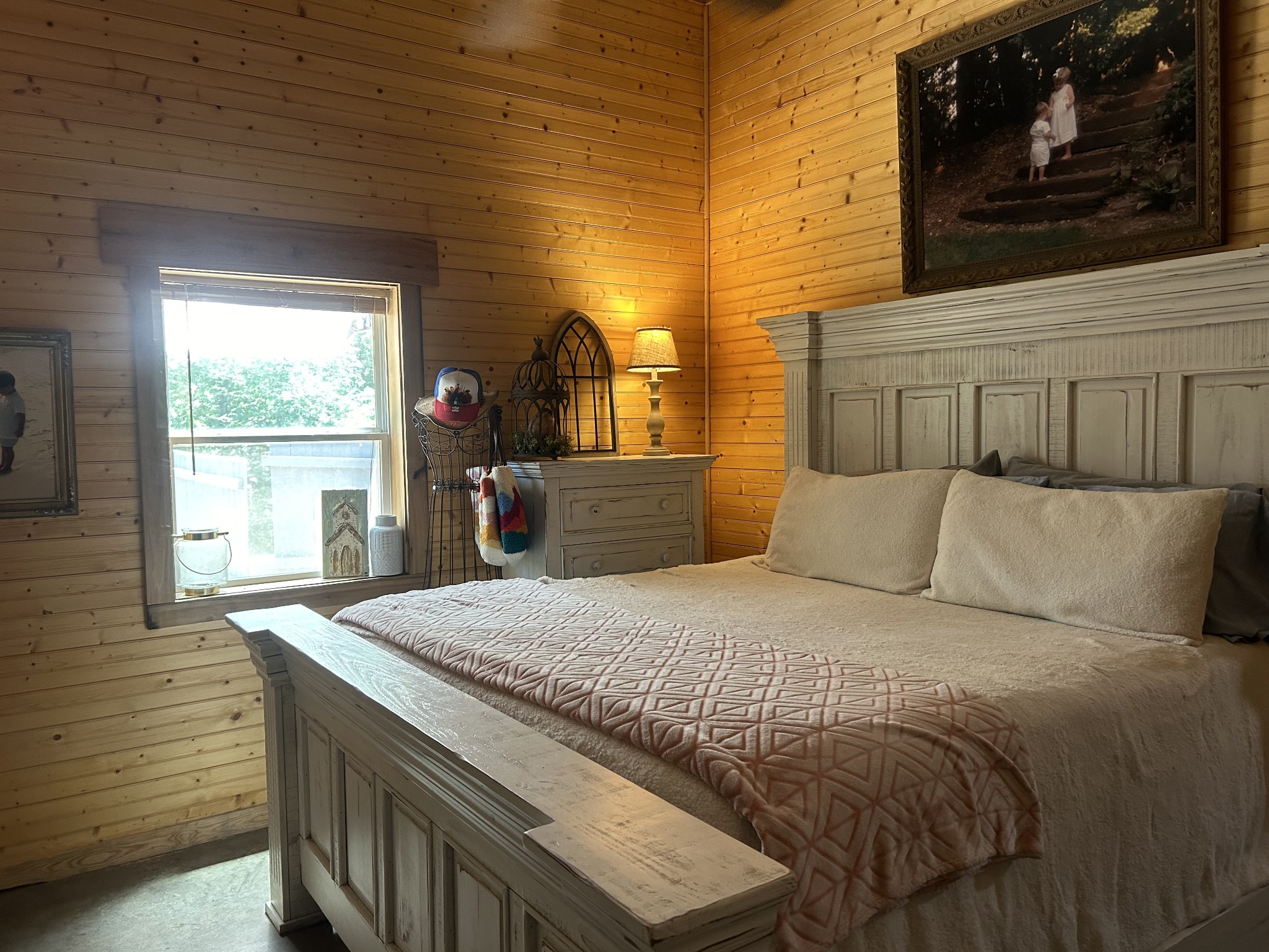 5013 Eva Road Camden, TN 38320 - Photo 10 of 37 a bedroom with a bed and a window