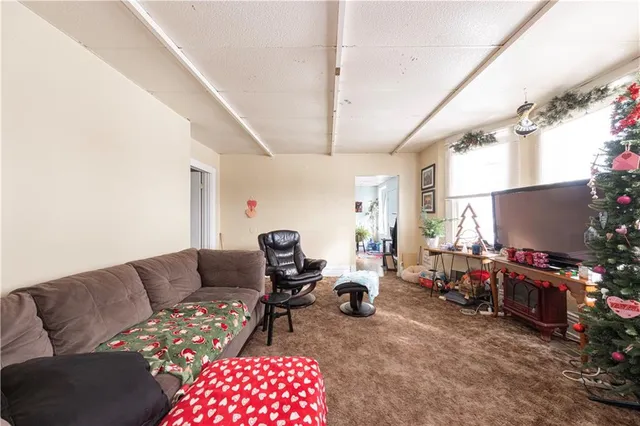 $60,000 | 801 Vine Street, McKeesport, PA 15133