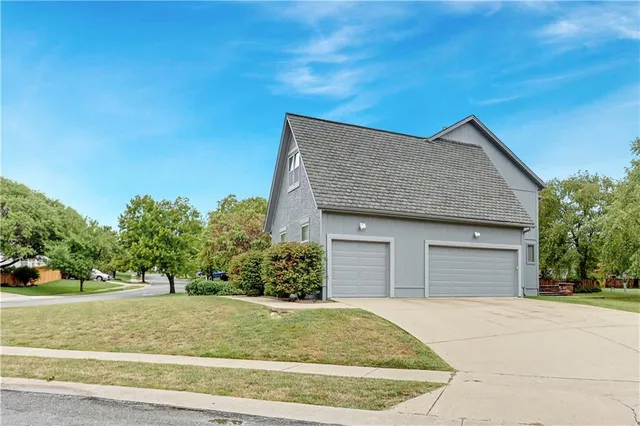 $579,000 | 13163 Kessler Street, Overland Park, KS 66213
