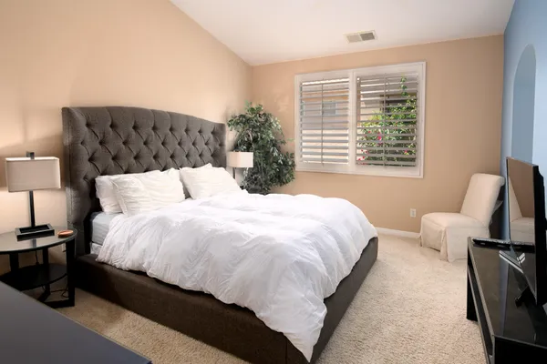 $5,000 | 67683 South Laguna Drive, Cathedral City, CA 92234