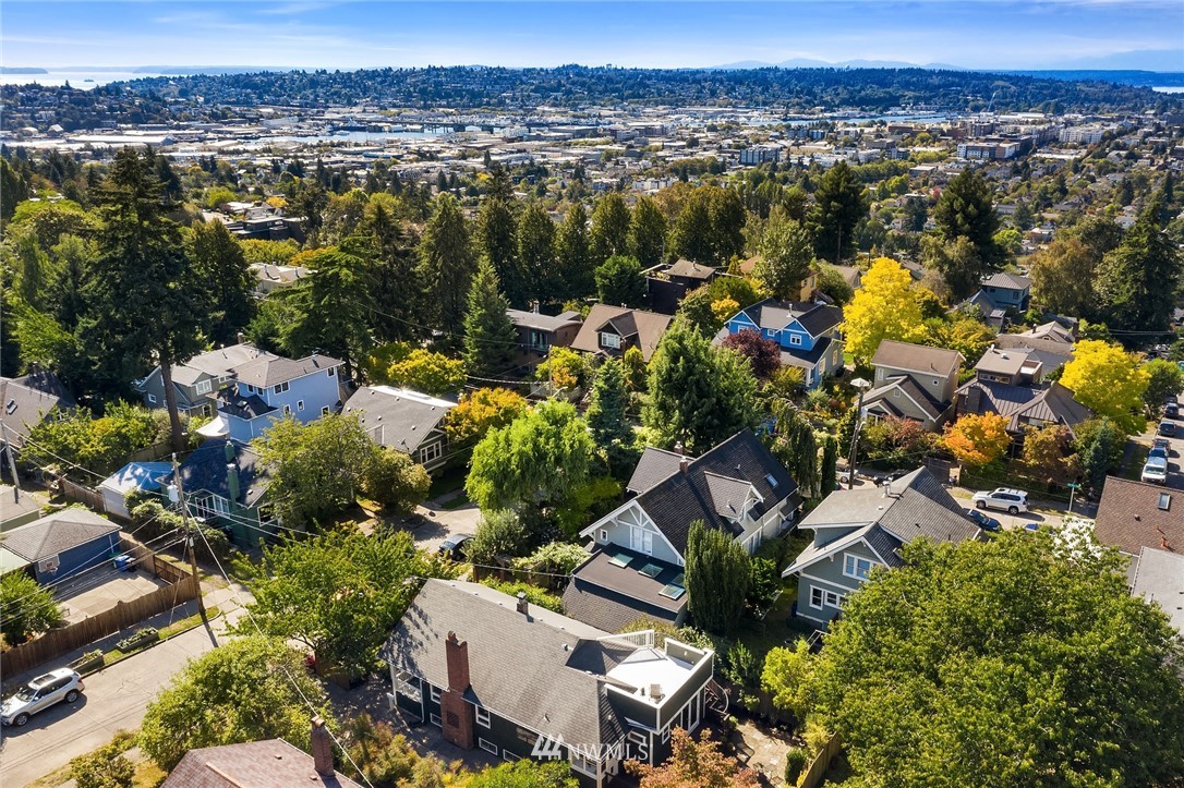 112 North 58th Street Seattle, WA 98103 - Photo 2 of 27 a view of a city