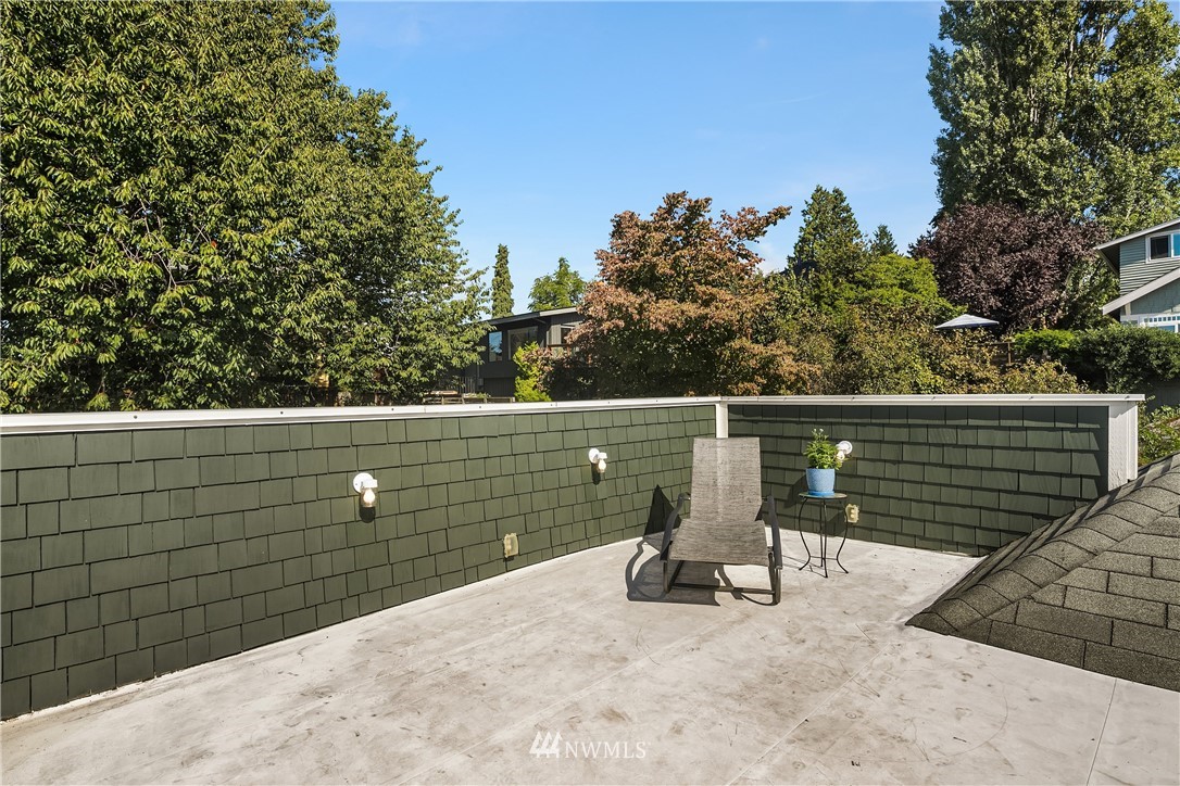 112 North 58th Street Seattle, WA 98103 - Photo 24 of 27 a view of outdoor space with seating space