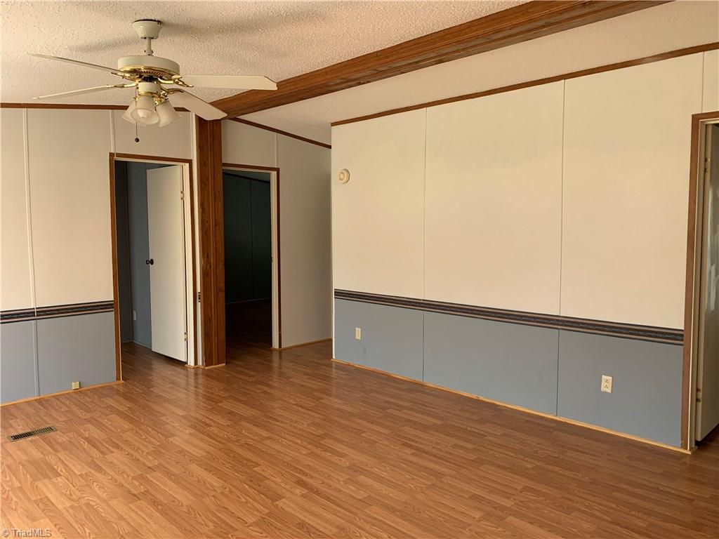 1045 Briggstown Road Lexington, NC 27292 - Photo 8 of 17 Gallery Image 8