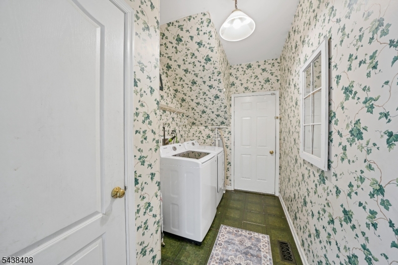 28 Ranney Road Long Valley, NJ 07853 - Photo 13 of 33