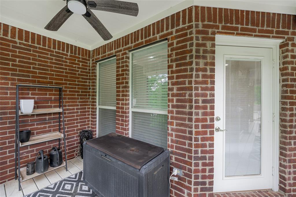 135 Kirkpatrick Road Ennis, TX 75119 - Photo 27 of 40 a front view of a house with outdoor space