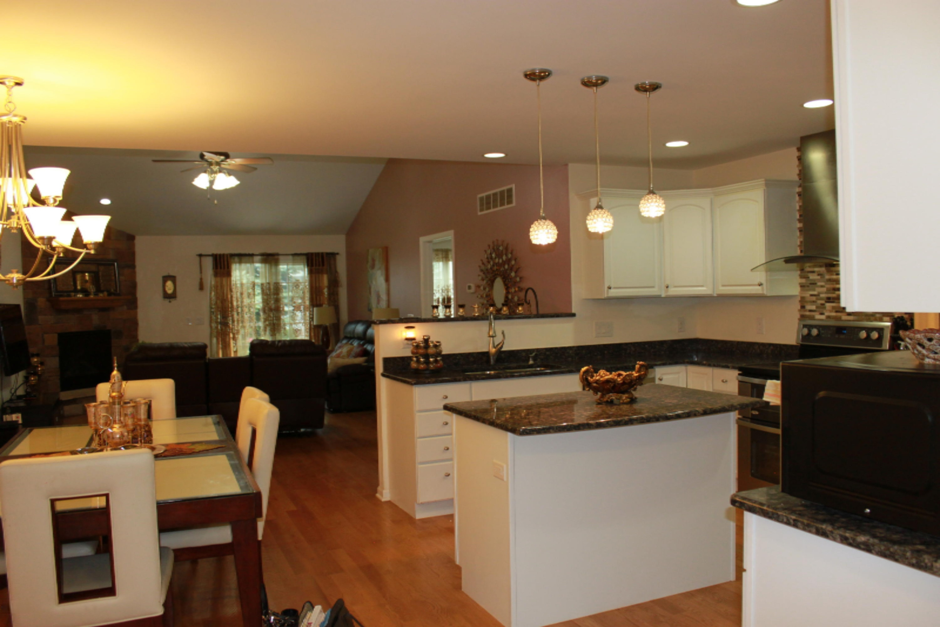 2597 Holiday House Road, Unit 18 St. Joseph, MI 49085 - Photo 9 of 34 IMG_3094