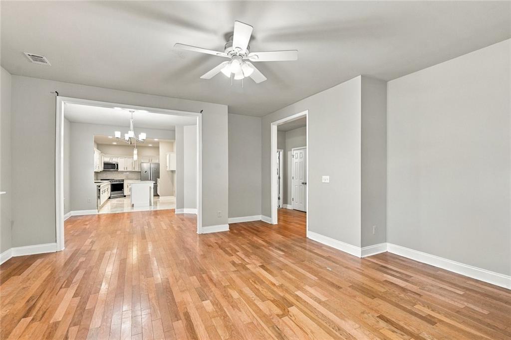 187 Hemphill School Road Northwest Atlanta, GA 30331 - Photo 5 of 17 Gallery Image 5