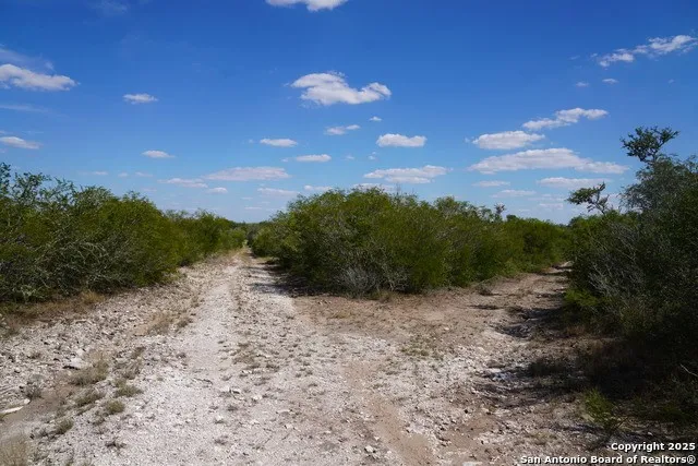$615,000 | 731 Cr 325, George West, TX 78022