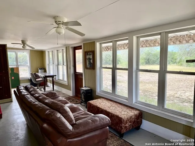 $615,000 | 731 Cr 325, George West, TX 78022