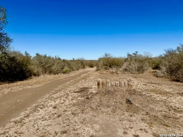 $590,000 | 731 Cr 325, George West, TX 78022