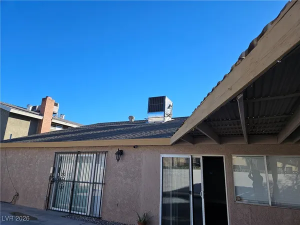 $2,399 | 6764 Groveview Lane, Las Vegas, NV 89103