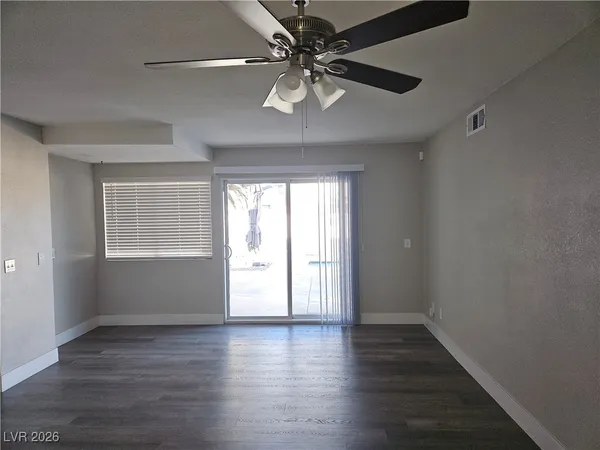 $2,399 | 6764 Groveview Lane, Las Vegas, NV 89103