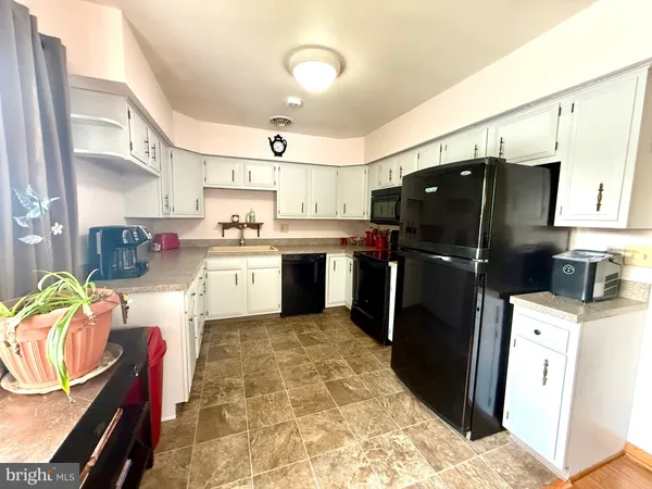 $255,000 | 42 Linnet Drive, Lock Haven, PA 17745