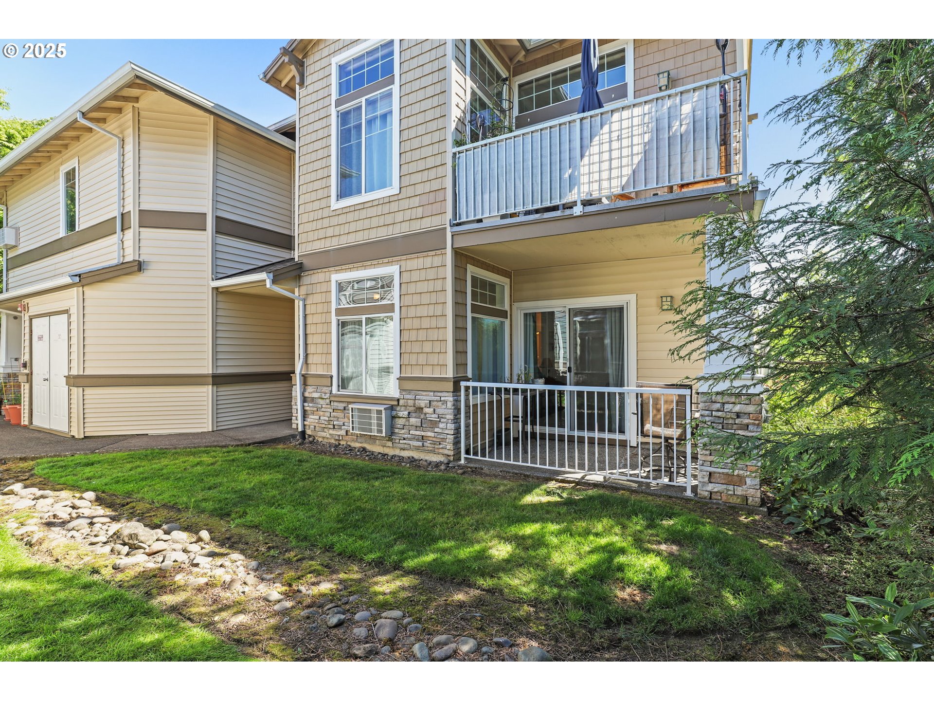 14600 Southwest Magpie Lane, Unit 102 Beaverton, OR 97007 - Photo 3 of 24