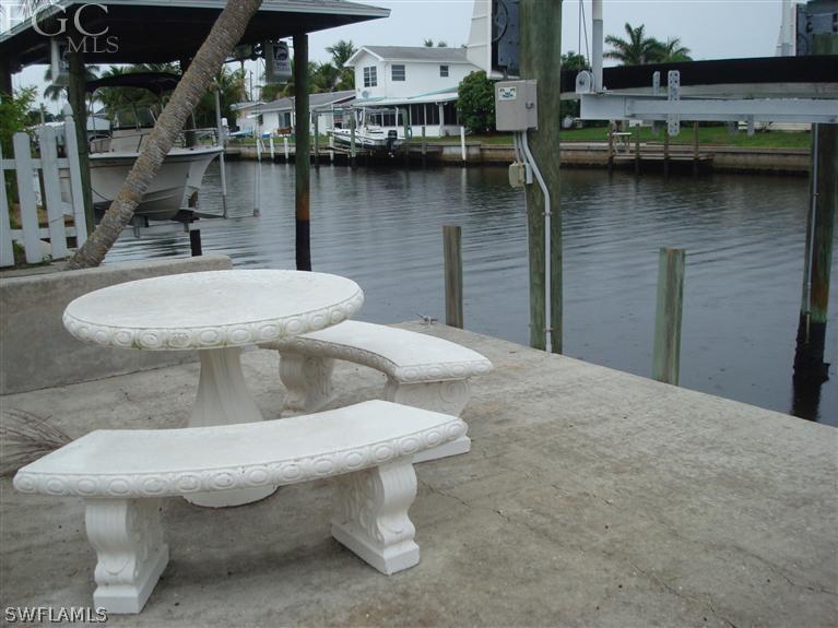 2807 Janet Street Matlacha, FL 33993 - Photo 4 of 23 Gallery Image 4