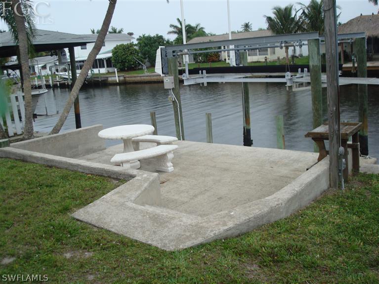 2807 Janet Street Matlacha, FL 33993 - Photo 6 of 23 Gallery Image 6