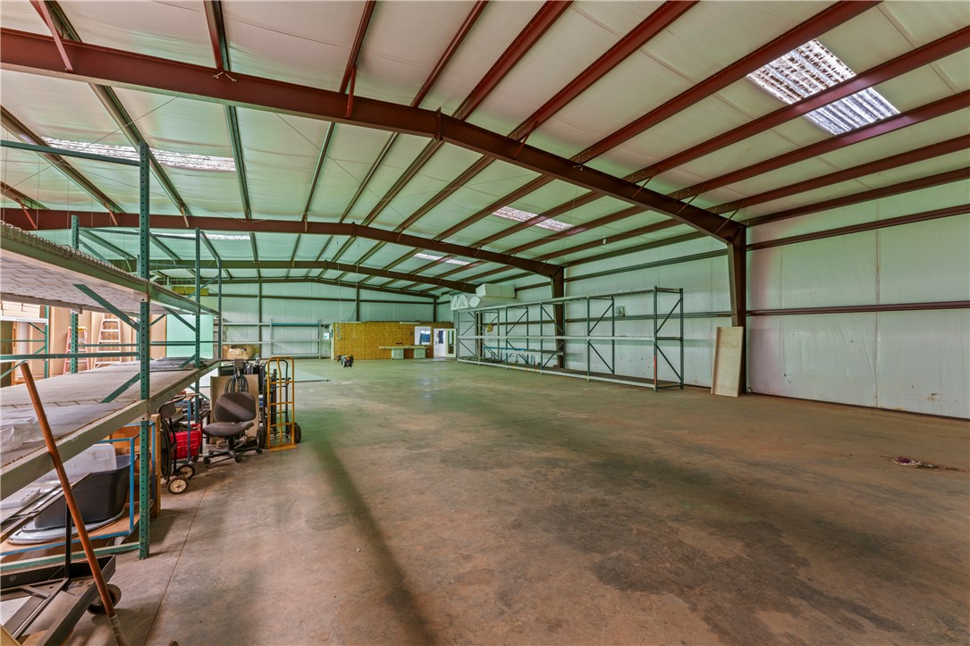 410 Baskin Road Iva, SC 29655 - Photo 43 of 47 Inside Shop