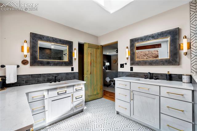 9875 Fountain Road Cascade, CO 80809 - Photo 30 of 47 Gallery Image 30