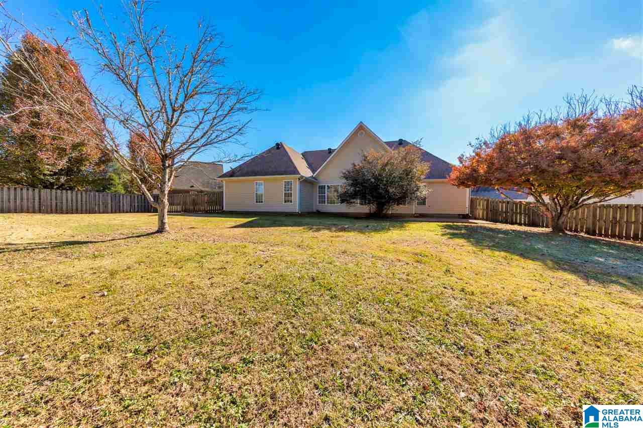 100 Silverstone Lane Alabaster, AL 35007 - Photo 5 of 44