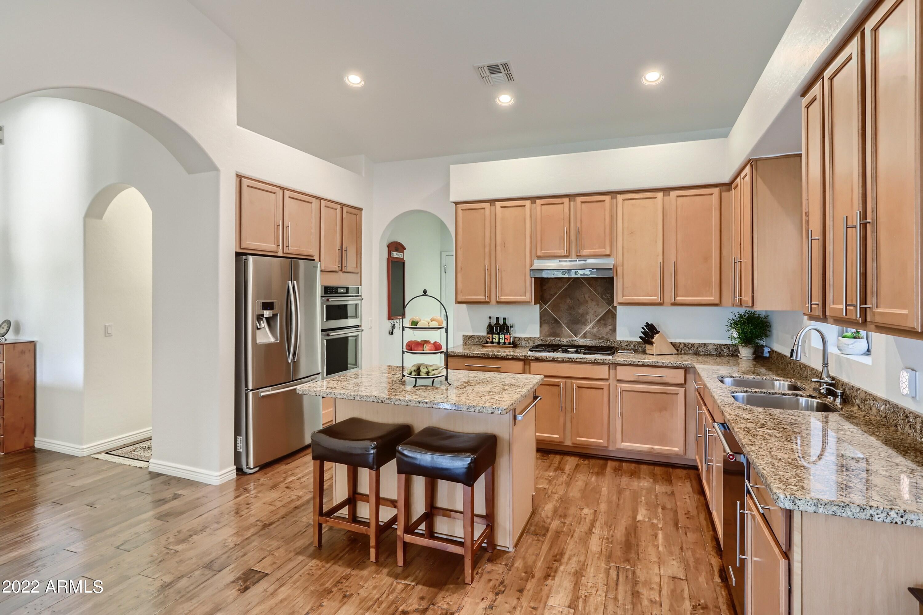 4513 East Sleepy Ranch Road Cave Creek, AZ 85331 - Photo 8 of 23 16 Kitchen