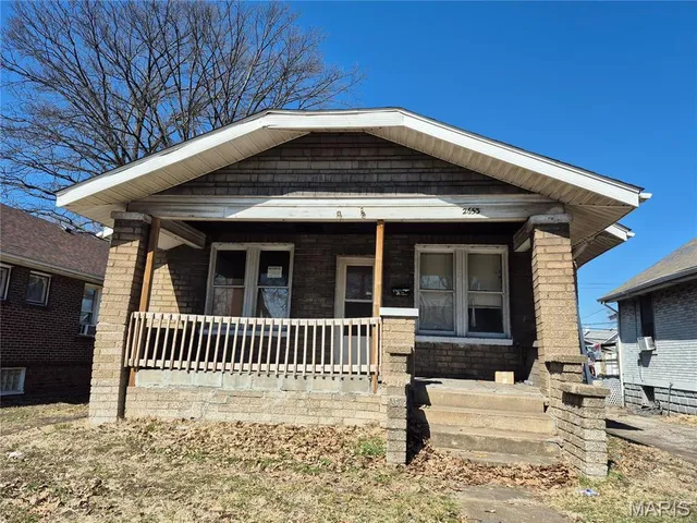 $40,000 | 2653 Washington Avenue, Granite City, IL 62040