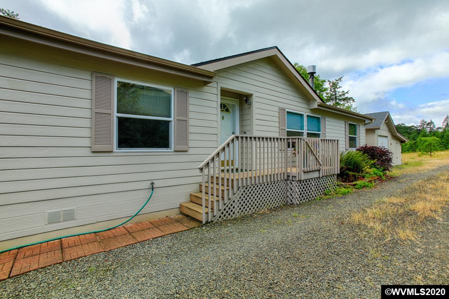 23507 Gooseneck Road Sheridan, OR 97378 - Photo 3 of 42