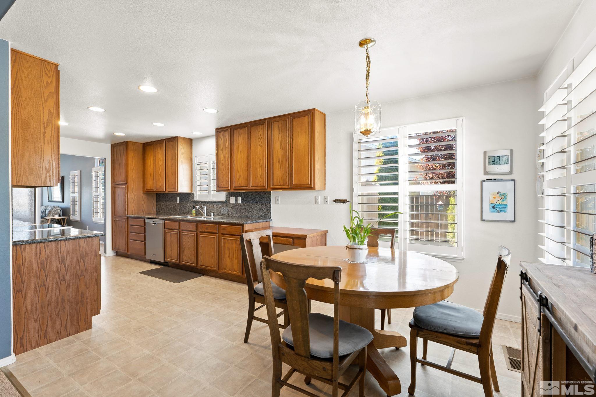 2366 Ruddy Way Sparks, NV 89441 - Photo 12 of 40 Photo 12