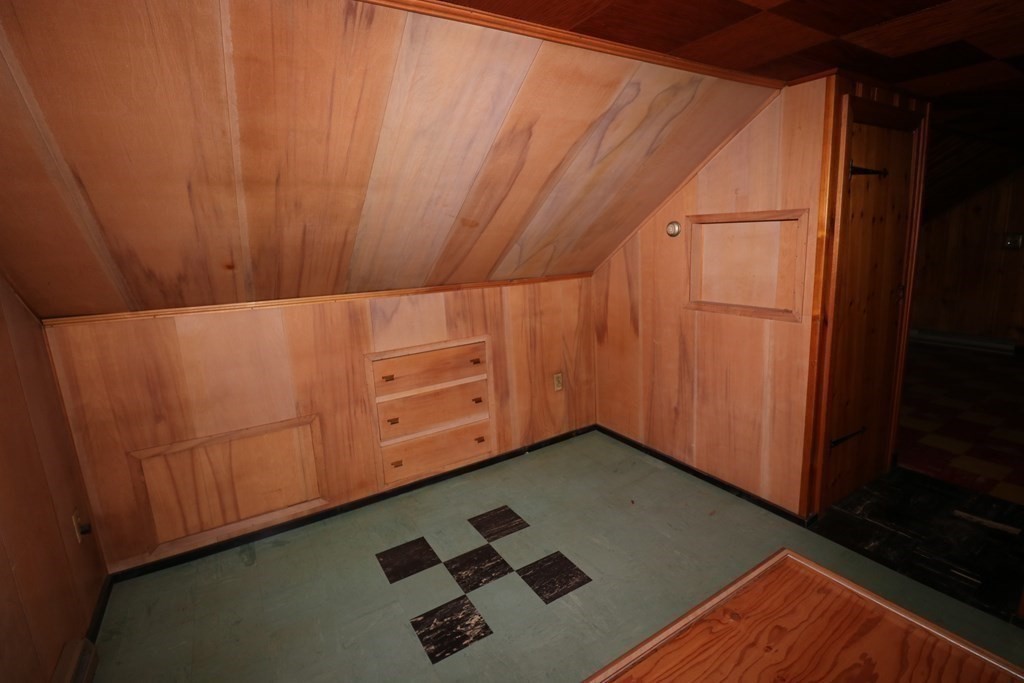 118 Merrimac Avenue Springfield, MA 01104 - Photo 11 of 20 a view of wooden floor