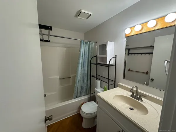 $189,900 | 45 Crystal Lane, Unit D, Mansfield, CT 06268
