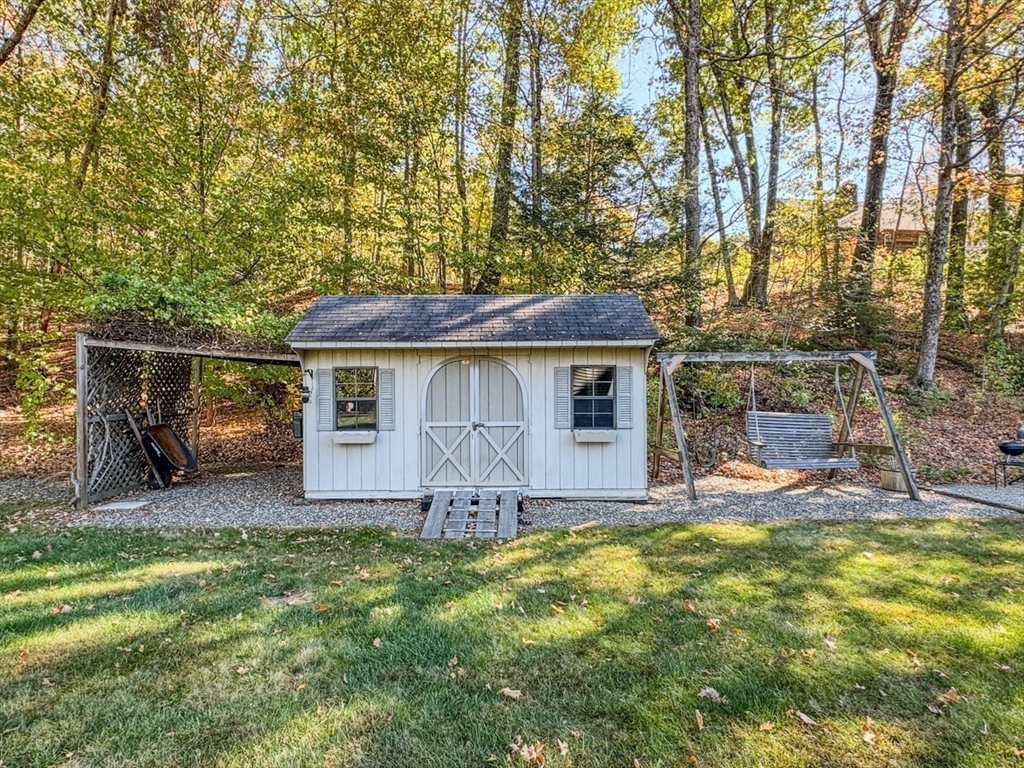 793 Bernardston Road Greenfield, MA 01301 - Photo 34 of 42 Gallery Image 34