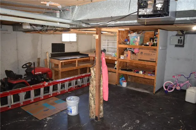 $260,000 | 1704 Cinnabar Drive, Raymore, MO 64083