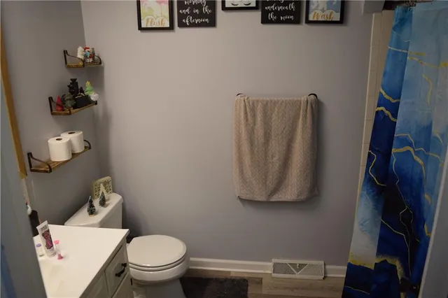 $260,000 | 1704 Cinnabar Drive, Raymore, MO 64083