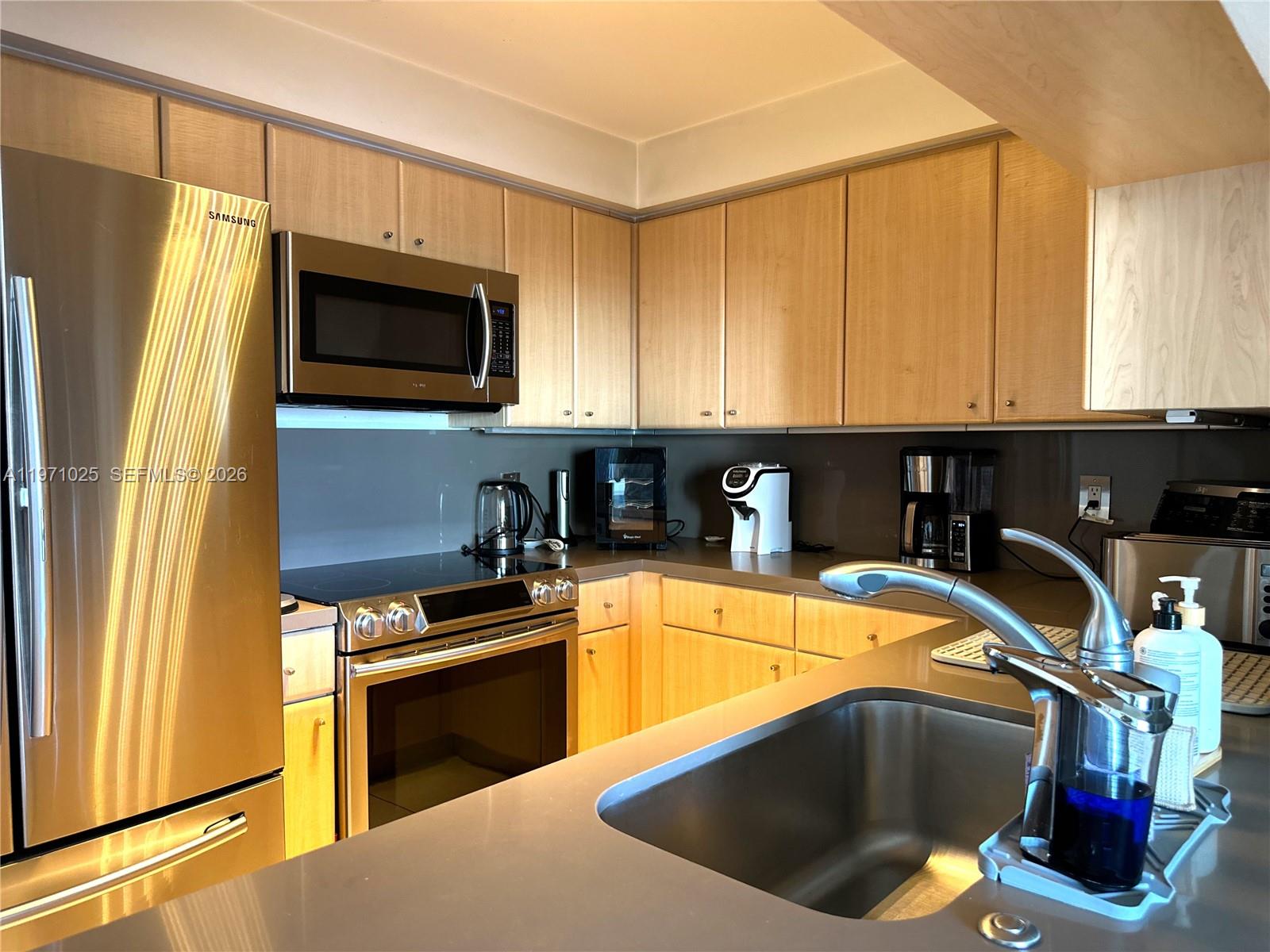 2475 Brickell Avenue, Unit 1904 Miami, FL 33129 - Photo 9 of 19