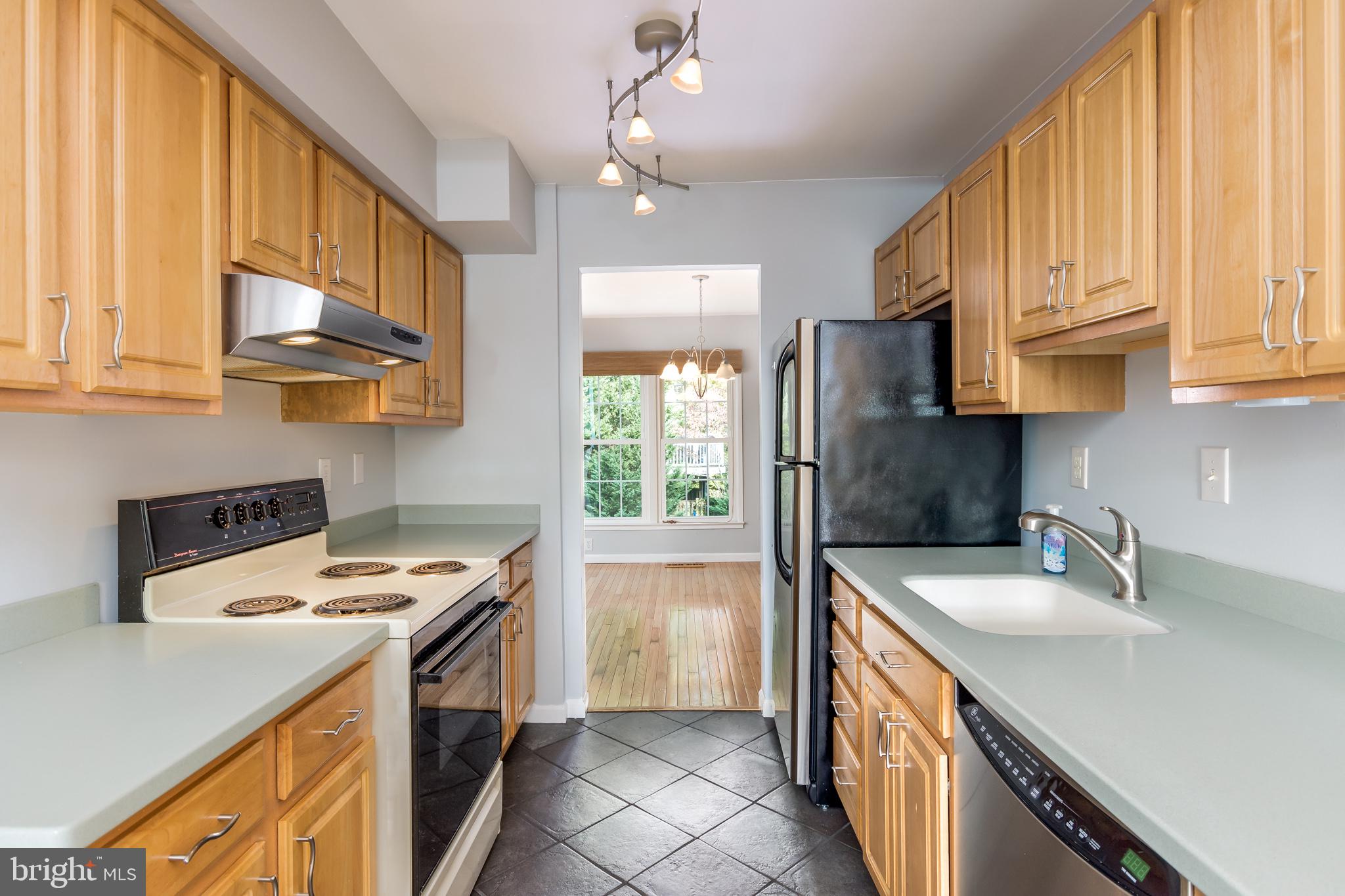 1762 Lang Drive Crofton, MD 21114 - Photo 11 of 32