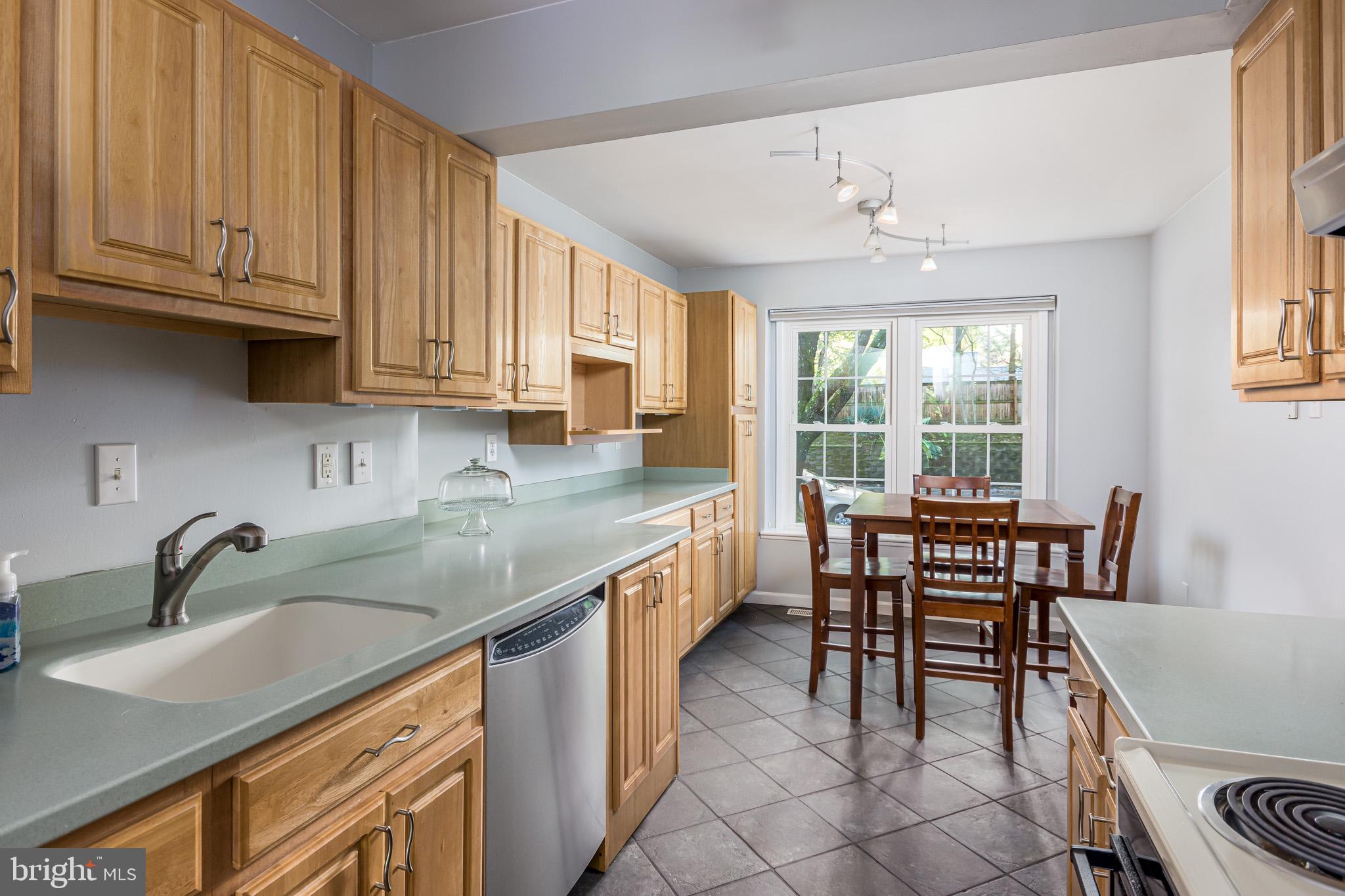 1762 Lang Drive Crofton, MD 21114 - Photo 12 of 32