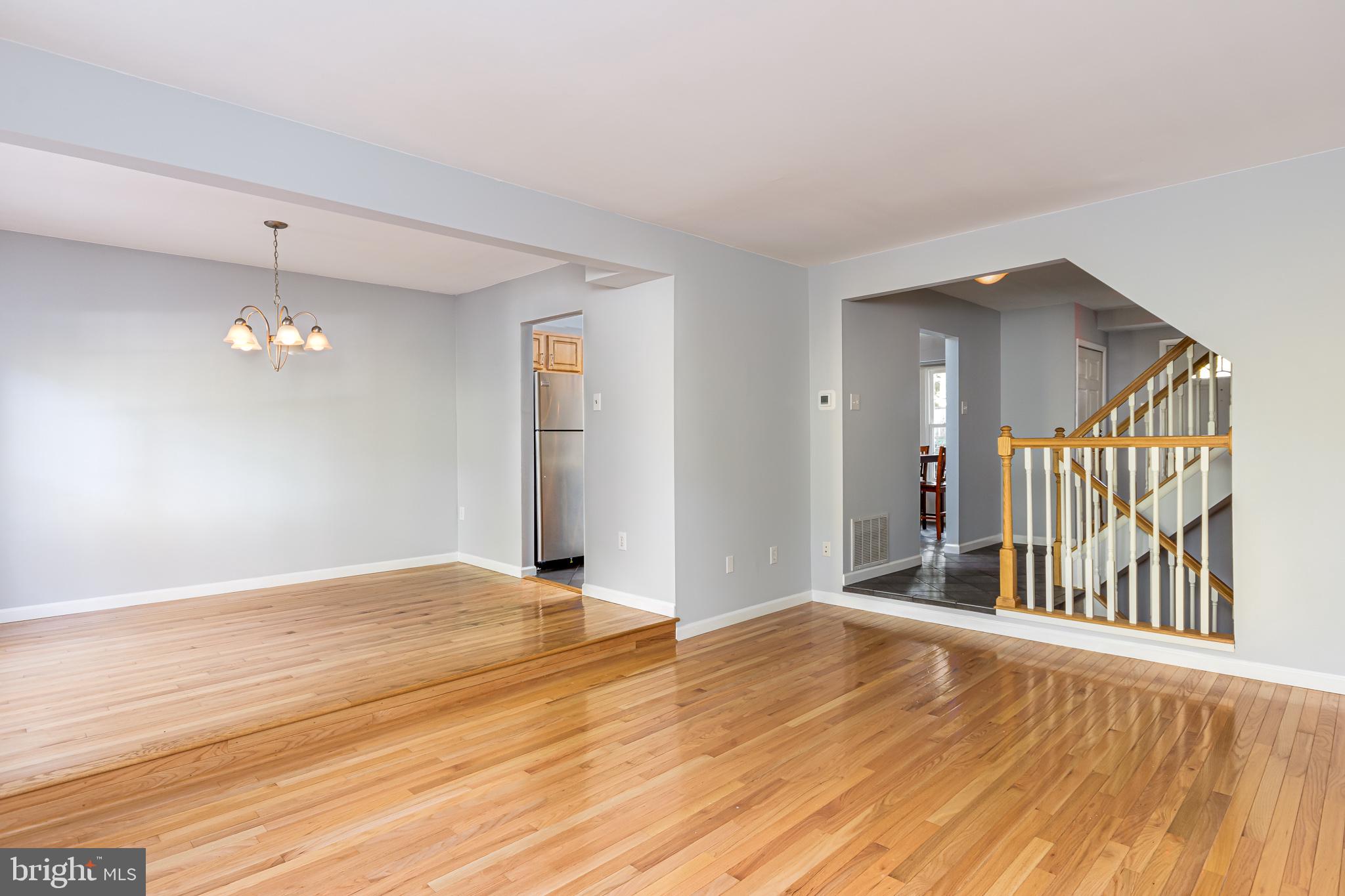 1762 Lang Drive Crofton, MD 21114 - Photo 15 of 32 Step down to living room